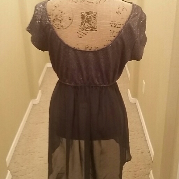 Tunic - Picture 2 of 3